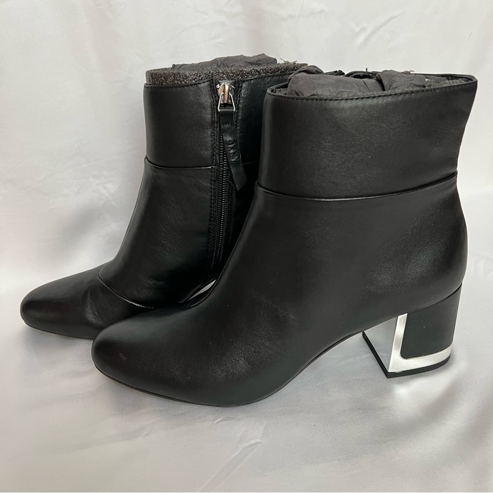 DKNY Womens Black Metallic Heel Accent Round Toe Block Heel Leather Booties 8.5
